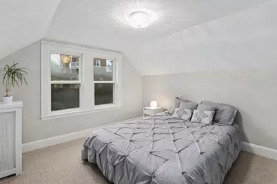 54 Edgecliff Rd #2, Watertown, MA 02472 - Photo 14