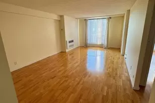 33 Pond Ave, Brookline, MA 02445 - Photo 2