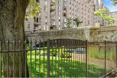 33 Pond Ave #1014, Brookline, MA 02445 - Photo 8