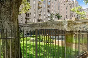 33 Pond Ave, Brookline, MA 02445 - Photo 8