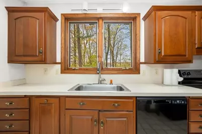 11 Tattan Farm Rd, Worcester, MA 01605 - Photo 8