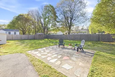 32 Essex Road, Sharon, MA 02067 - Photo 2