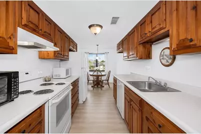 49 Melrose St #4B, Melrose, MA 02176 - Photo 10
