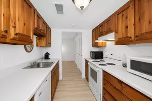 49 Melrose St, Melrose, MA 02176 - Photo 12