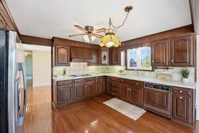 35 Richmond Road, Ludlow, MA 01056 - Photo 8