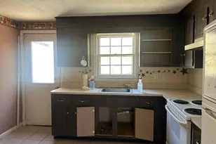 154-156 Acorn St, Millis, MA 02054 - Photo 12