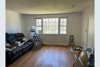 154-156 Acorn Street, Millis, MA 02054 - Photo 4