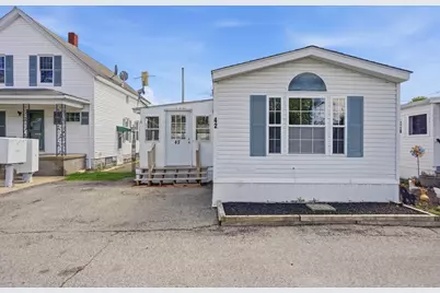 548 Kenyon Ave #42, Attleboro, MA 02703 - Photo 1