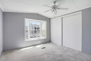 548 Kenyon Ave, Attleboro, MA 02703 - Photo 14