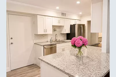 10 Beals Cove Rd #J, Hingham, MA 02043 - Photo 2