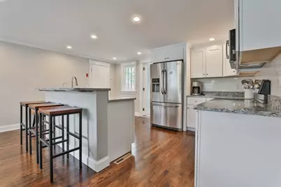 11 Gerry Rd, Lynnfield, MA 01940 - Photo 6