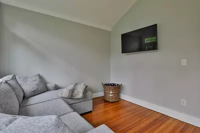 11 Gerry Rd, Lynnfield, MA 01940 - Photo 12