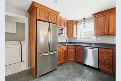 15 Jasmine Ct, Dracut, MA 01826 - Photo 6