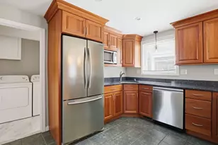 15 Jasmine Ct, Dracut, MA 01826 - Photo 6