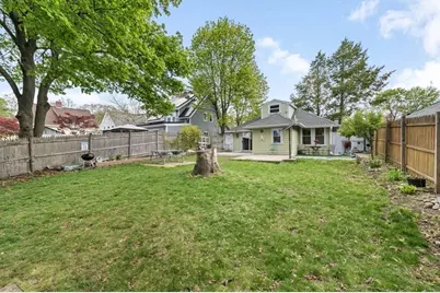 15 Murray Hill Rd, Medford, MA 02155 - Photo 4