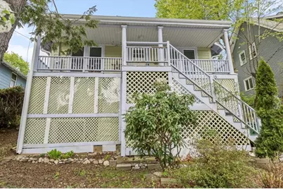 15 Murray Hill Rd, Medford, MA 02155 - Photo 2