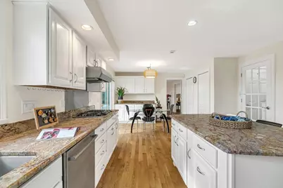 37 Woodcliffe Rd, Lexington, MA 02421 - Photo 6