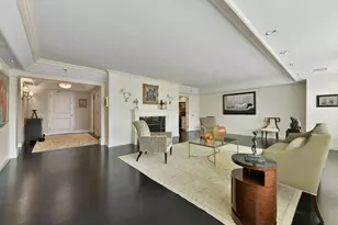 220 Boylston St, Boston, MA 02116 - Photo 2