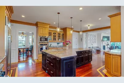 32 Chesley Road, Newton, MA 02459 - Photo 6