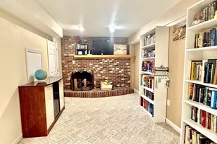 19 Fairview Rd, Framingham, MA 01701 - Photo 8