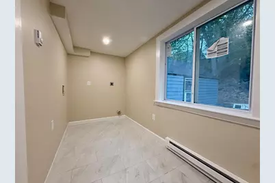 714 Lynnfield St, Lynn, MA 01904 - Photo 10
