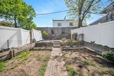 93 Baldwin St #1, Boston, MA 02129 - Photo 26