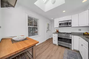 93 Baldwin St, Boston, MA 02129 - Photo 10
