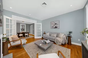 93 Baldwin St, Boston, MA 02129 - Photo 8