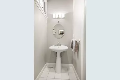 72 Putnam St #72, Needham, MA 02494 - Photo 30