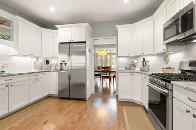 72 Putnam St #72, Needham, MA 02494 - Photo 12