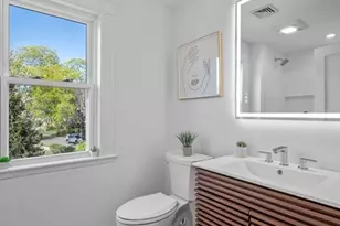 526 Cabot, Beverly, MA 01915 - Photo 18