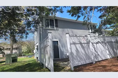 36 Village Hill Ln #36, Natick, MA 01760 - Photo 4