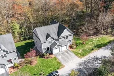 105 Dudley Rd #105, Berlin, MA 01503 - Photo 2