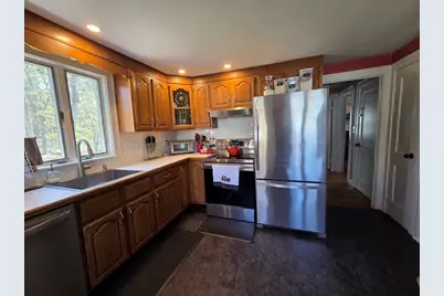 10 Marion St, Wilmington, MA 01887 - Photo 2