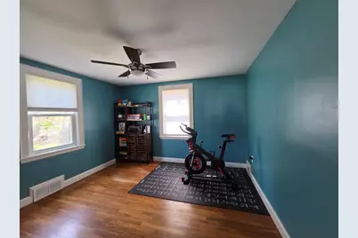 10 Marion St, Wilmington, MA 01887 - Photo 12