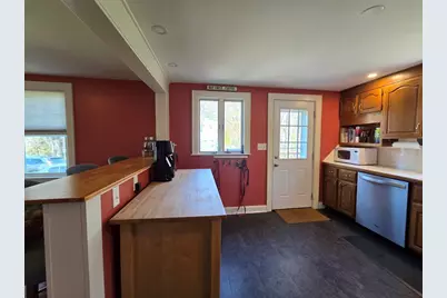 10 Marion St, Wilmington, MA 01887 - Photo 6