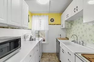 8 1/2 Myrtle Square, Gloucester, MA 01930 - Photo 10