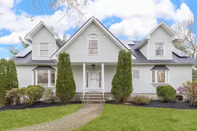 19 Hammersmith Dr, Saugus, MA 01906 - Photo 2