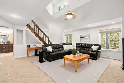 32 Sherborne Cir, Ashland, MA 01721 - Photo 8