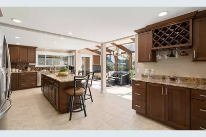 32 Sherborne Cir, Ashland, MA 01721 - Photo 6