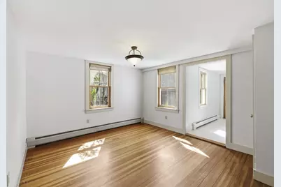 67 Milton St, Northampton, MA 01062 - Photo 8