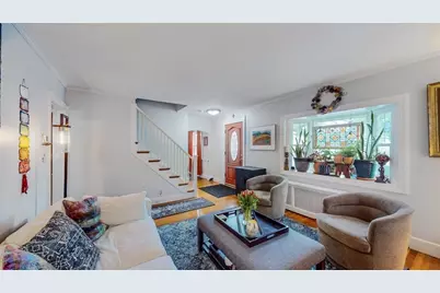 16 Melbourne Ave, Newton, MA 02460 - Photo 8