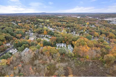 305 Winchester St #D, Newton, MA 02461 - Photo 40