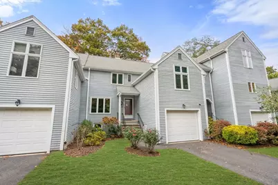 305 Winchester St #D, Newton, MA 02461 - Photo 2