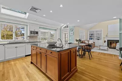 8 Sutton Road, Needham, MA 02492 - Photo 12