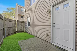 174 Adams, Newton, MA 02458 - Photo 18