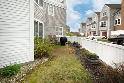 32 Commodore #32, Hull, MA 02045 - Photo 10