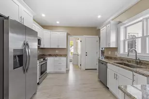 73 Cherry St, Gardner, MA 01440 - Photo 4