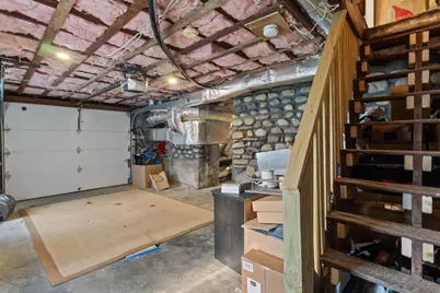 7 Darrow St, Worcester, MA 01606 - Photo 34
