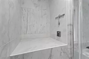 7 Darrow St, Worcester, MA 01606 - Photo 24